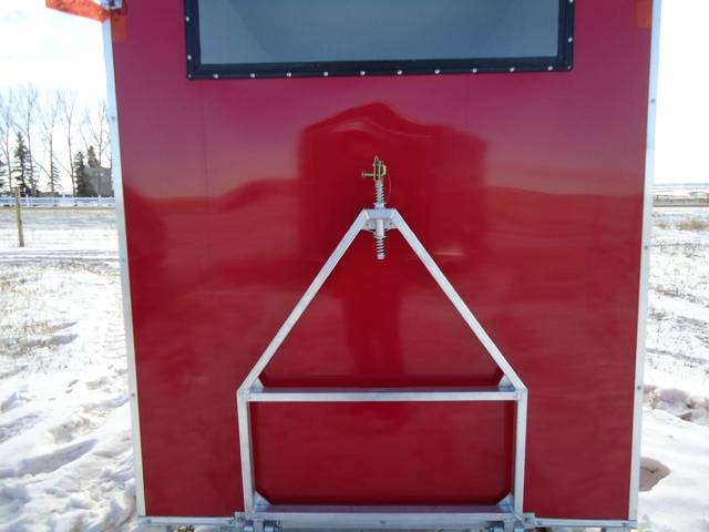 2012 Legend Ice Master Portable Ice Fishing Shack